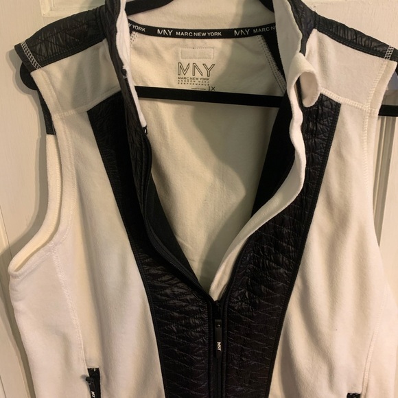 Mark New York flannel vest with faux leather trim - Picture 2 of 3